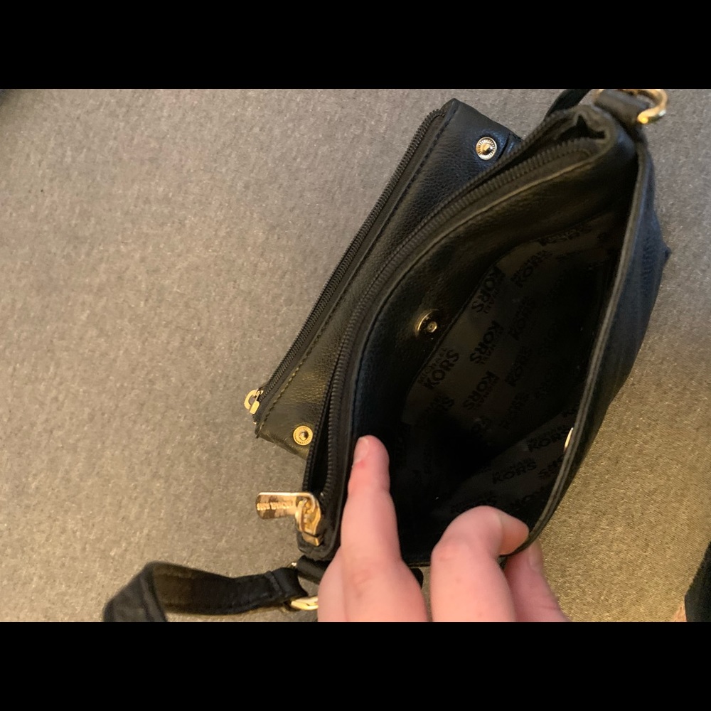 Michael Kors Crossbody Bag Black - Picture 6 of 6